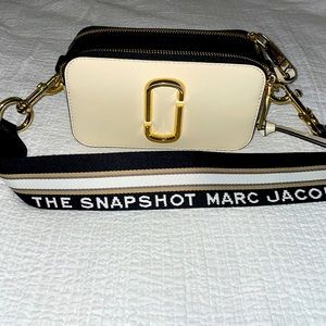 Marc Jacobs The Snapshot
